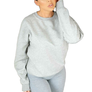Sweat-shirt gris chiné durable pour femme avec col boutonné et détail poches, ourlet côtelé, idéal pour l'entraînement hivernal, 100 % coton molletonné - Product Image 1
