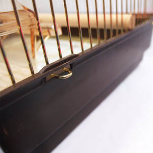 Yüksek kalite toptan evrensel tel altın kubbe papağan gösterisi Metal üreme kafesleri kapalı küçük seyahat kuş kafesi - Product Image 3