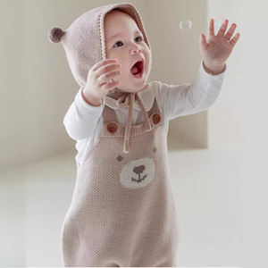 Ensemble barboteuse et bonnet en tricot 100% coton <span class=keywords><strong>original</strong></span> motif ourson, beige, avec bretelles croisées et bonnet pompon, tenue chaude d'hiver pour bébé et tout-petit - Product Image 2
