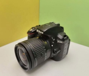 Appareil <span class=keywords><strong>photo</strong></span> numérique d'entrée de gamme D5300 d'occasion, appareil <span class=keywords><strong>photo</strong></span> d'origine avec objectif 18-55 mm, appareil <span class=keywords><strong>photo</strong></span> complet - Product Image 1
