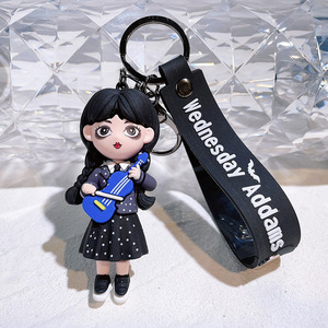 Llaveros de Wednesday <span class=keywords><strong>Addams</strong></span> al por Mayor, Dijes de Personajes de Dibujos Animados en 3D para Mochilas, Mini Adornos para Pasteles para Venta al por Menor - Product Image 6