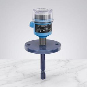 เซ็นเซอร์วัดระดับ Endress Hauser E+H Liquiphant FTL62 แบบ 2 สาย 4-20mA HART พร้อมหน้าแปลนสำหรับการเชื่อมต่อแบบต่างๆ - Product Image 1