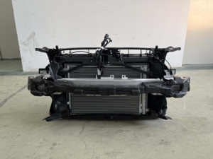 5Q0959455A 5WA121203F 5Q0121203CB 3Q0959455B 5Q0959455BJ Pare-chocs avant d'origine usagé, assemblage de la bouche du pare-chocs avant, dé<span class=keywords><strong>coupe</strong></span> du nez avant pour <span class=keywords><strong>Audi</strong></span> A3 - Product Image 2