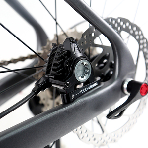 Vélo de route en fibre de carbone 700c avec 22 vitesses, freins à disque hydrauliques, cadre aérodynamique, roues en alliage et guidon intégré - Product Image 6