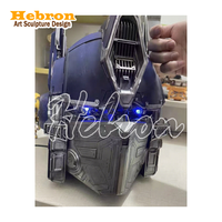 Casque Optimus Prime soigneusement conçu, très attrayant pour les costumes d'anime Transformers pour les festivals d'Halloween et les fans.