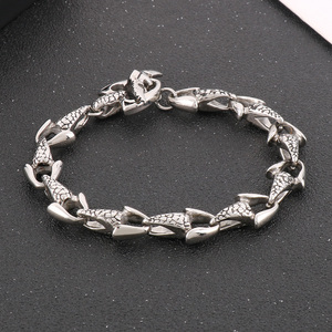 KALEN 200/210mm Bracelet à maillons tête de mort/aileron de poisson en acier inoxydable pour hommes - Product Image 3