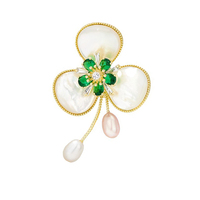 XILIANGFEIZI Nouvelle Broche en Perle d'Eau Douce Naturelle Style Simple, Broche Trèfle Porte-Bonheur, Cadeau Spécial Fête des Mères