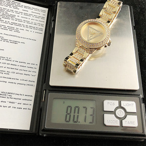 Fournisseur de montres avec logo personnalisé, <span class=keywords><strong>montre</strong></span> à quartz pour le commerce extérieur, <span class=keywords><strong>montre</strong></span> pour <span class=keywords><strong>femme</strong></span>, <span class=keywords><strong>montre</strong></span> tendance en alliage avec diamants - Product Image 2