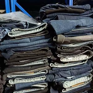 สินค้าคงคลังเสื้อผ้า, กางเกงยีนส์ลำลองผู้ชาย, กางเกงยีนส์ขาดทรงกระบอกเข้ารูป, แบรนด์ดัง, ราคาถูก, สินค้าเกินพิกัด, กางเกงยีนส์ - Product Image 5
