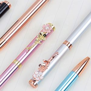 Bolígrafo de Metal de Lujo de Alta Calidad con Diseño de Flor de Melocotón, Lindo Bolígrafo Rosa con Logotipo Personalizado y Tinta Azul/Negra - Product Image 4