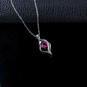 สร้อยคอเงินแท้ 925 ประดับทับทิมเพาะเลี้ยงในห้องปฏิบัติการ - Product Image 2