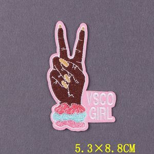 Offres Spéciales : Écussons thermocollants brodés avec des mots féministes, patchs brodés personnalisés avec logo pour vêtements, chapeaux et badges - Product Image 3