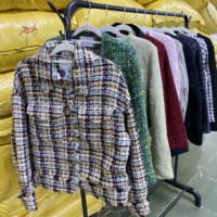 Vestes en tweed usagées en balles pour boutiques, friperies, vestes en bouclette d'occasion en gros