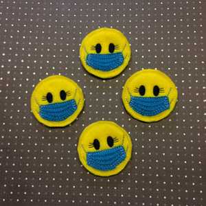 Parches Bordados Termoadhesivos y Apliques Bordados de Fieltro con Diseño de <span class=keywords><strong>Cara</strong></span> Sonriente para Uniformes Médicos, Enfermeras y Cirujanos - Product Image 3