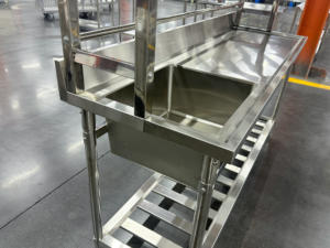 Évier utilitaire autonome en acier inoxydable Évier commercial à une cuvette avec égouttoir et étagères - Product Image 4