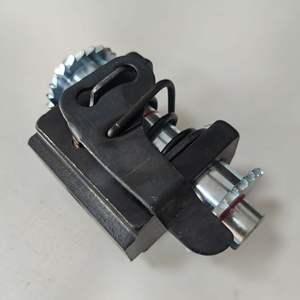 ตัวแทนจำหน่ายเบรก Doosan รุ่น A13018590 สำหรับรถยก D50S D60S D70S น้ำหนัก 5000 กก. ชิ้นส่วนเหล็กหล่อ - Product Image 1