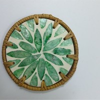 Tapis en rotin tressé à la main en forme de coquille, résistant à la chaleur, dessous de plat multicolore fait main en paille, protection durable pour vaisselle