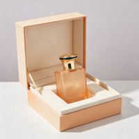 Flacon de parfum de luxe en verre pêche 50 ml, finition craquelée avec bouchon à anneau noir et col doré, emballage OEM ODM marque privée