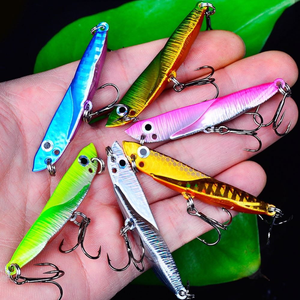 3D Eyes Fishing Lure - Sinking Vibration Baits for Bass