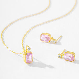 Collar con colgante cuadrado de circonita rosa con corte radionado en plata de ley S925, versión de cobre personalizable - Regalo de aniversario para mujer - Product Image 4