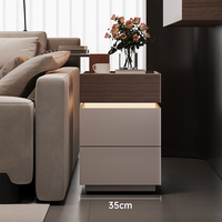 Table basse moderne de luxe italienne avec plateau en pierre frittée et 2 tiroirs en contreplaqué noyer pour petit appartement ou salon