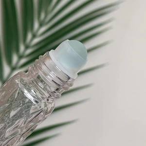 Botella de Vidrio de 10 ml con Rodillo, Sellado con Gotero y Serigrafía para Aceites Esenciales y Perfumes - Product Image 4