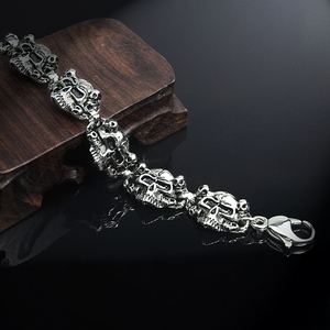 Pulsera de calavera gruesa para hombre, brazalete de Color hecho a mano, PUNK, gótico, delicado, regalo para novio - Product Image 2