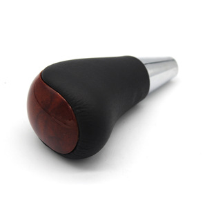 Poignée de levier de vitesse Toyota en cuir grain de bois de pêche ergonomique pour transmission automatique - Product Image 5