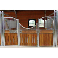 Boîtes à chevaux portatives de luxe résistantes à la pourriture boîtes à chevaux mobiles personnalisées d'écurie de cheval de qualité professionnelle écologique