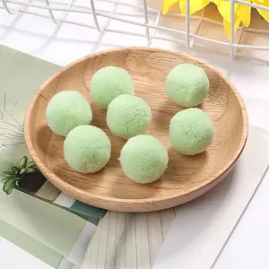 Barato suave pompón <span class=keywords><strong>de</strong></span> peluche pompones bola 25mm pompones DIY artesanía <span class=keywords><strong>de</strong></span> costura hecha a mano juguete para niños - Product Image 3