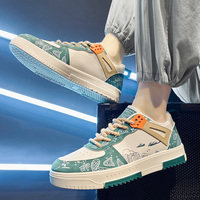 Chaussures blanches pour hommes, nouvelle version tendance, respirantes, confortables, décontractées, plates, pour le printemps
