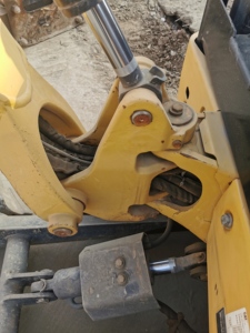 Excavadora Usada Cat301.7 de 1.7 Toneladas, Marca Caterpillar, Original, Fabricada en Japón, en Shanghái, en Buen Estado - Product Image 3