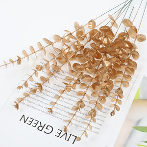 Feuilles d'eucalyptus artificielles à tige unique pour la décoration florale de la maison et des mariages, aménagement de l'agencement, verdure en gros - Product Image 4