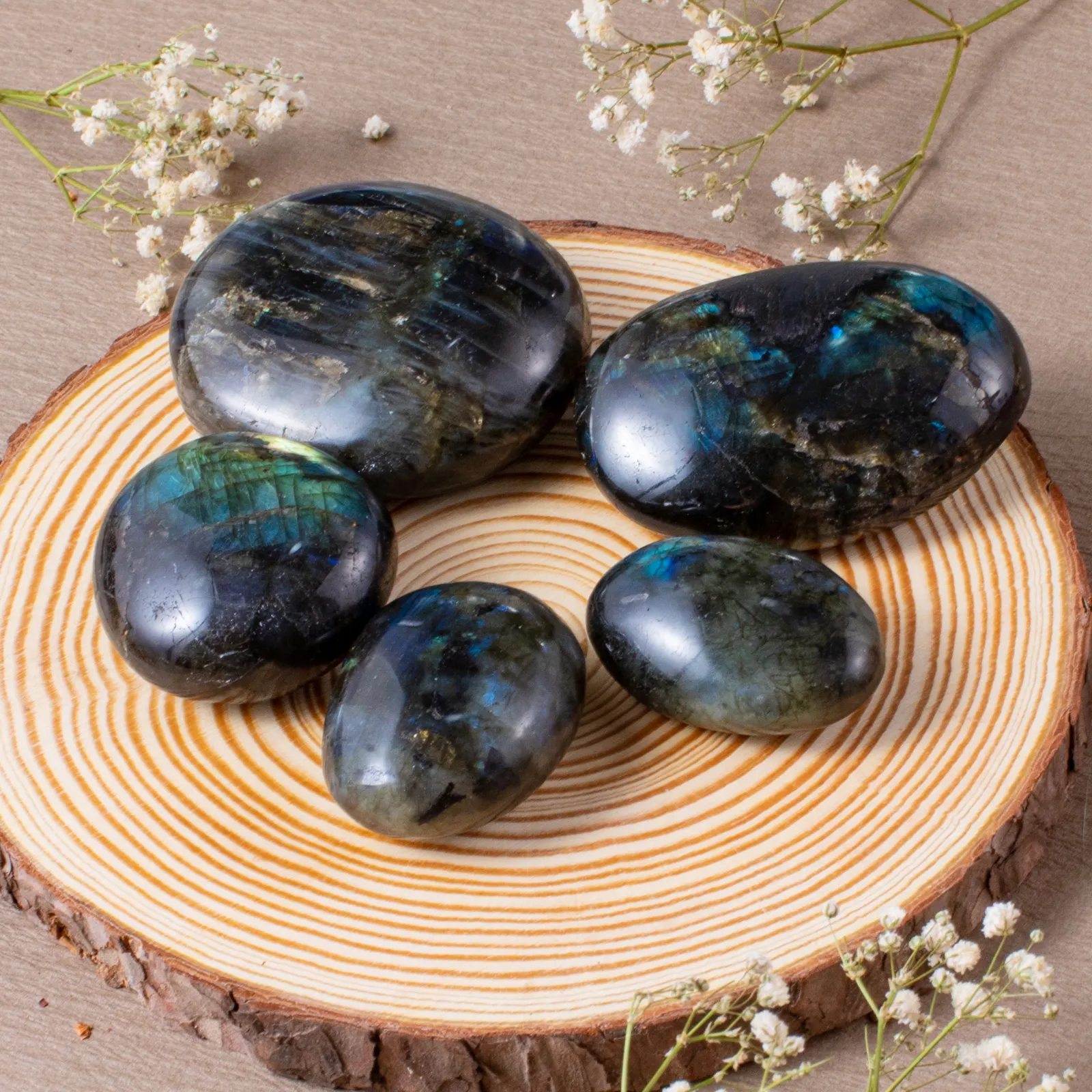 Natural Labradorite Palm Stone Crystal Stone Soap Shaped Pockets Polished Used for Healing Energy Wicca Reiki Yoga Metaphysical