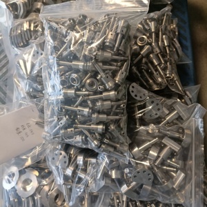 Pièces métalliques non standard en laiton, aluminium, acier inoxydable, usinage CNC par découpe de fil, tournage et fraisage de précision CNC, vente en gros directe usine - Product Image 3