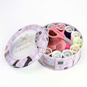 Boîte à couture portable en métal, kit complet d'outils de réparation à domicile avec fils, aiguilles et ciseaux, étui de réparation miniature multifonctionnel - Product Image 2