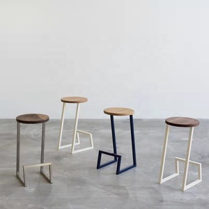Bon <span class=keywords><strong>prix</strong></span> fer or haut pied tabouret <span class=keywords><strong>de</strong></span> Bar café chaise ronde cuisine salle à manger chaise tabouret <span class=keywords><strong>de</strong></span> Bar en métal - Product Image 3