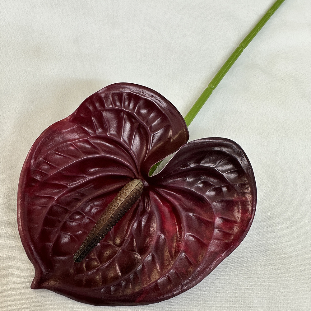 Rosso scuro