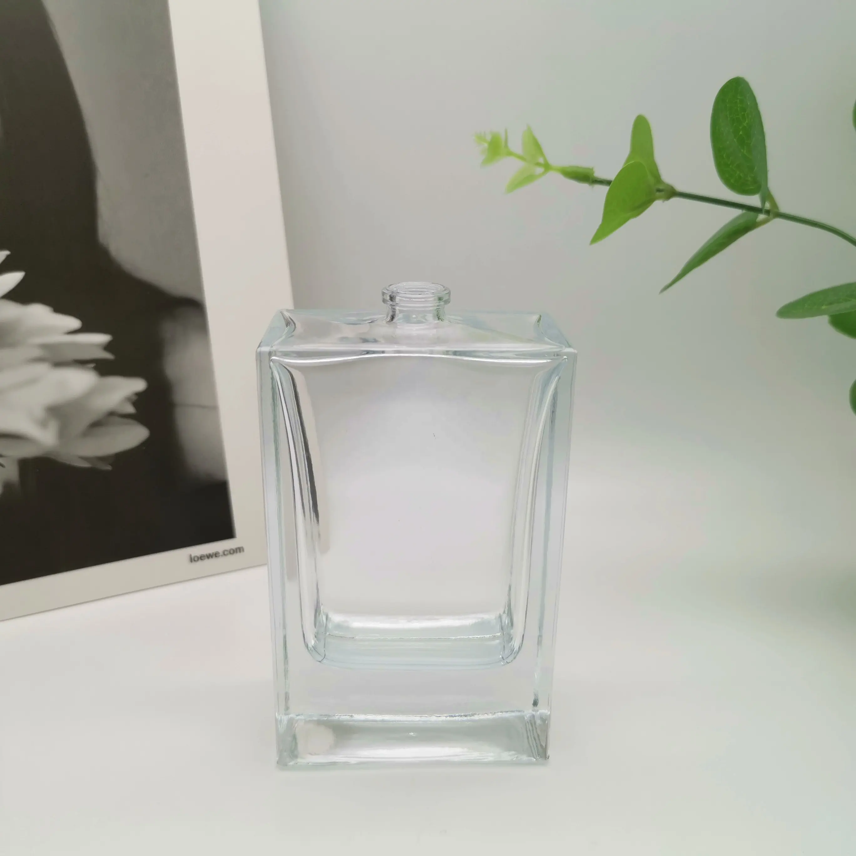 Garrafas baratas de perfume forma quadrada, melhor design transparência vidro