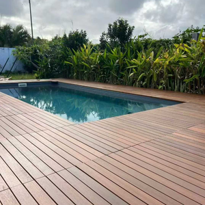 Tarima Exterior de WPC Pet Friendly, Suelo Compuesto Impermeable, Tipo Piso Deck Sólido o Hueco de Grano Flotante para Piscina - Product Image 2