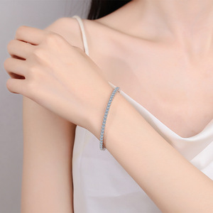 Vente chaude cadeau de vacances Bracelet de luxe tempérament Simple 925 Bracelet à breloques en argent mode exquis Bracelet en diamant complet - Product Image 2