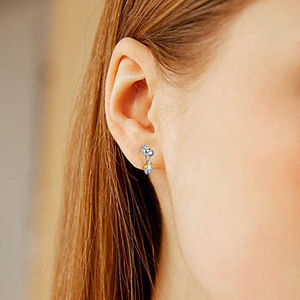 Cute Giraffe Stud Earrings Minimal Animal Design Fresh Style Women Fashion Jewelry Daily Wear Gift - Product Image 6
