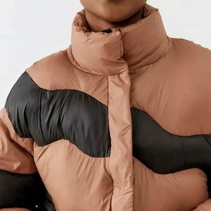 Chaqueta acolchada con burbujas de estilo largo para mujer, abrigo impermeable con logotipo personalizado, Abrigo acolchado de punto de invierno de nailon con lentejuelas - Product Image 1