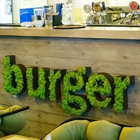 Logo mural vert lumineux 3D personnalisable en LED, lettres en herbe et en mousse, publicité et décoration, panneau d'affichage d'entrée