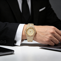 Montres-bracelets de luxe plaquées or, entièrement serties de diamants, à quartz, design hip-hop brillant, boîtier rond, largeur du bracelet 24 mm, montre Iced Out pour hommes