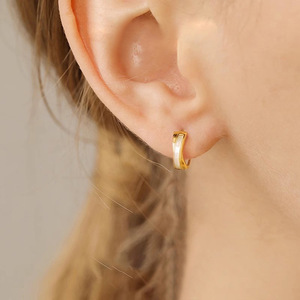 Orecchini a Cerchio Incrociati per Donne, Accessori per Orecchie Semplici per Uso Quotidiano - Product Image 3