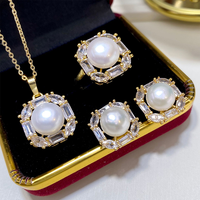 Ensemble de bijoux de perles d'eau douce en forme de bouton fait à la main pour femmes, bague et collier