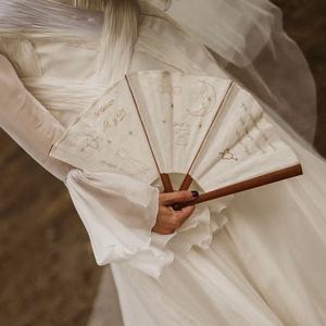 Abanicos Plegables de Mano, Abanicos de Lona y Madera Vintage, Abanicos Blancos Artesanales para Bodas, Fiestas y Decoración del Hogar - Product Image 4