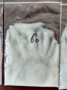 Panneaux <span class=keywords><strong>de</strong></span> signalisation routière <span class=keywords><strong>de</strong></span> qualité industrielle 1.8 perles <span class=keywords><strong>de</strong></span> <span class=keywords><strong>verre</strong></span> à indice réfléchissant SIO2 panneaux d'avertissement réfléchissants légers <span class=keywords><strong>microbilles</strong></span> <span class=keywords><strong>de</strong></span> <span class=keywords><strong>verre</strong></span> - Product Image 3