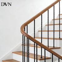 Balustre en fer forgé DVN Design Minimal Art Double Twist Hollow Square Metal Plain Straight Lines pour la décoration d'escaliers